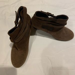 New suede Ralph Lauren booties